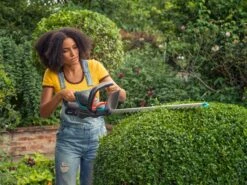 GARDENA Accu Heggenschaar ComfortCut 50/18V P4A Set 9 GARDENA Accu Heggenschaar ComfortCut 50/18V P4A Set -Goedkope Groen & Gereedschap Winkel gardena accu heggenschaar comfortcut 50 18v p4a set 1500x1124 640af31465a2d l