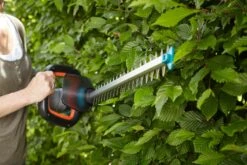 GARDENA Accu Heggenschaar ComfortCut 60/18V P4A Solo 9 GARDENA Accu Heggenschaar ComfortCut 60/18V P4A Solo -Goedkope Groen & Gereedschap Winkel gardena accu heggenschaar comfortcut 60 18v p4a solo 1500x1000 640af31d43994 l